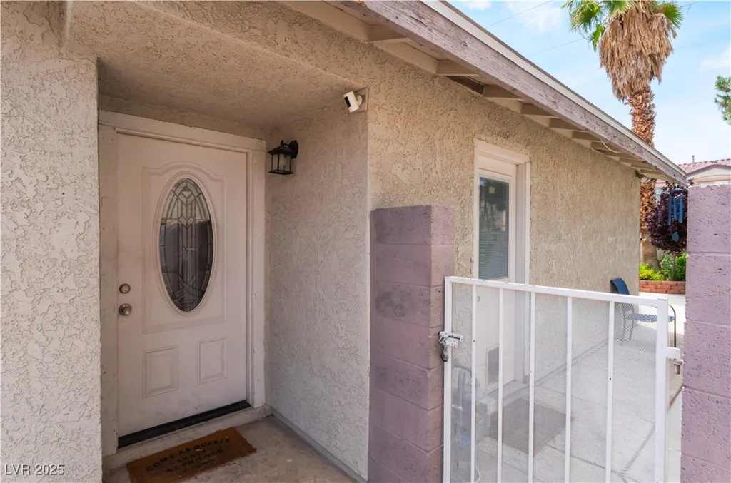 25 Colbath, Las Vegas, NV 89110
