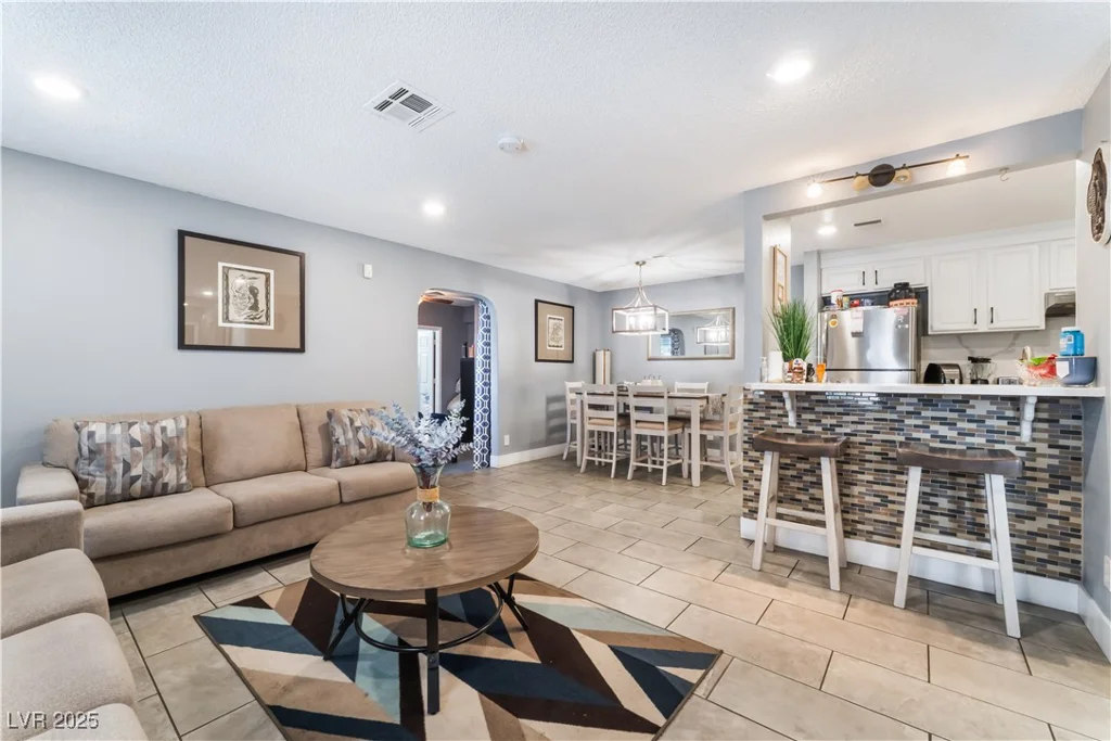 25 Colbath, Las Vegas, NV 89110