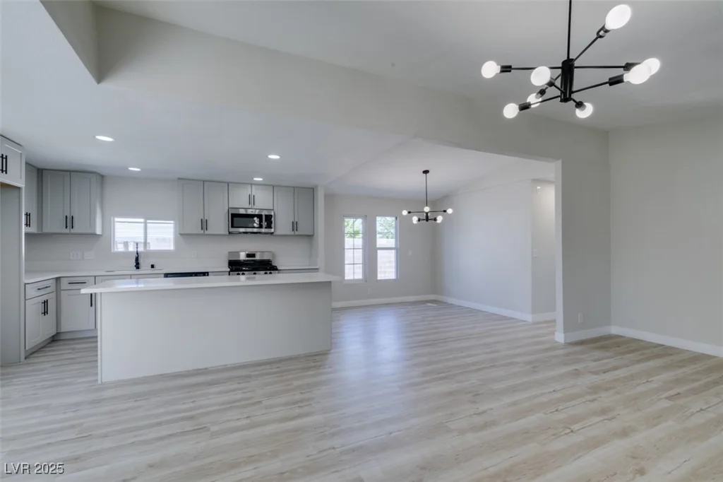 4898 Fiesta, Las Vegas, NV 89121