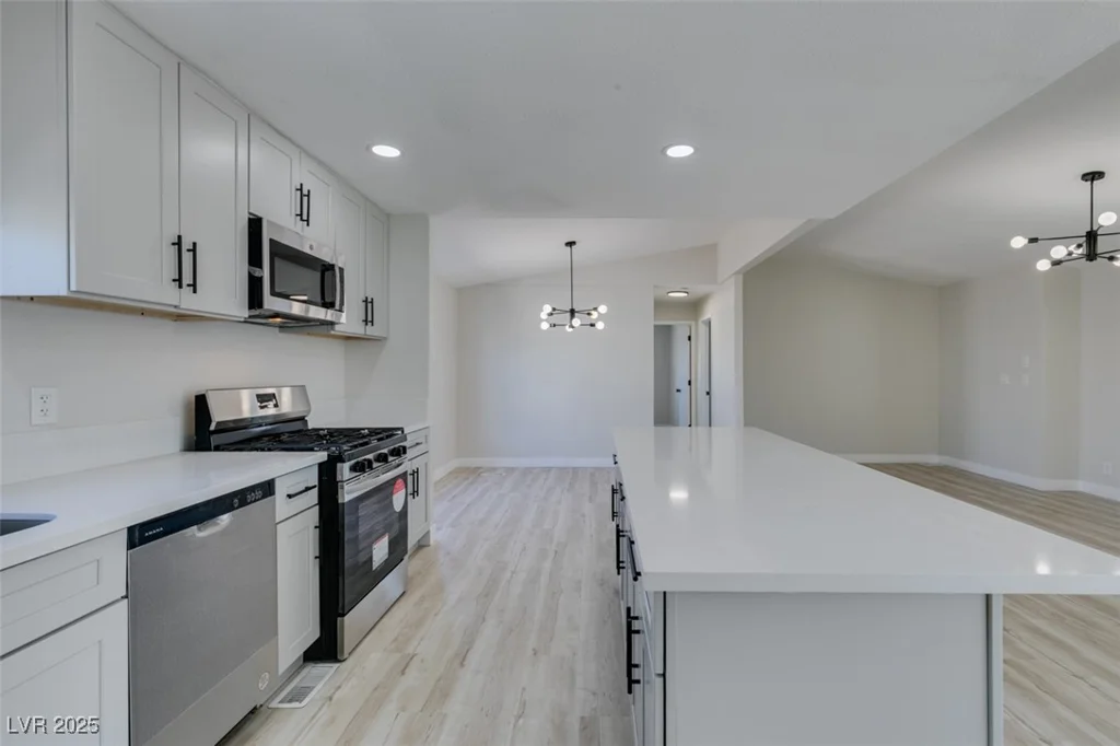 4898 Fiesta, Las Vegas, NV 89121