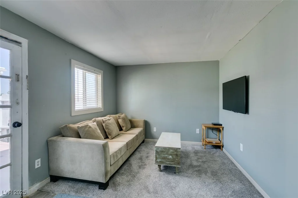 4898 Fiesta, Las Vegas, NV 89121