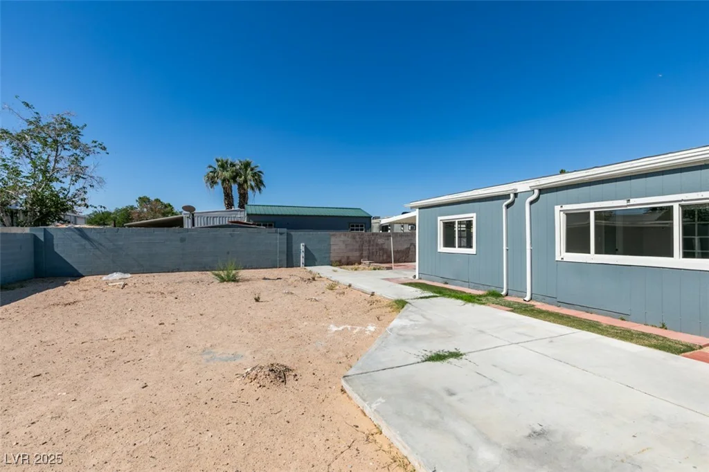 4898 Fiesta, Las Vegas, NV 89121