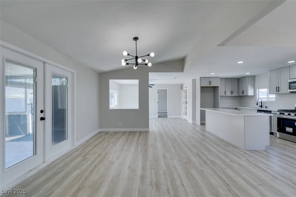 4898 Fiesta, Las Vegas, NV 89121
