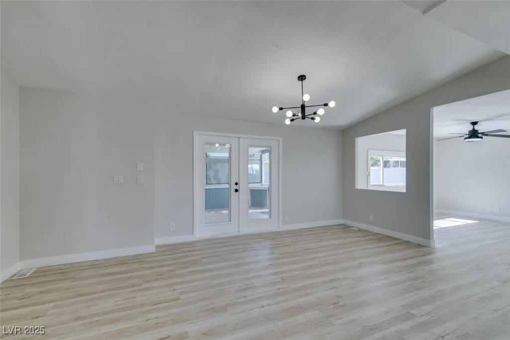 4898 Fiesta, Las Vegas, NV 89121