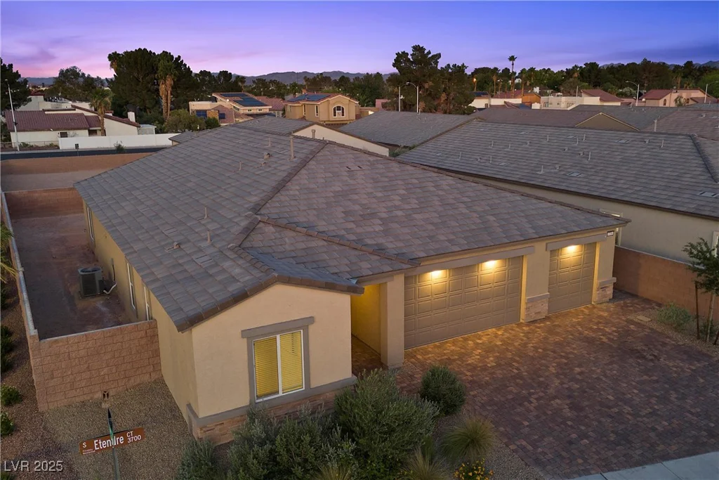 3706 Etendre, Las Vegas, NV 89121