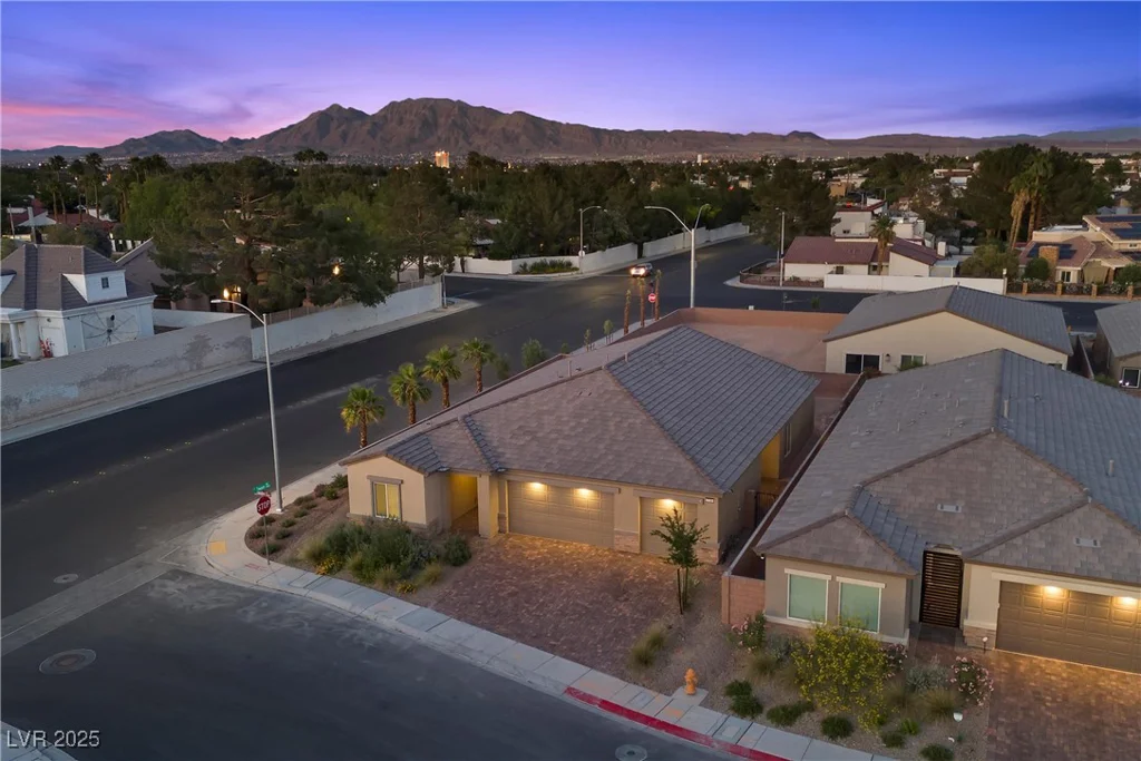 3706 Etendre, Las Vegas, NV 89121