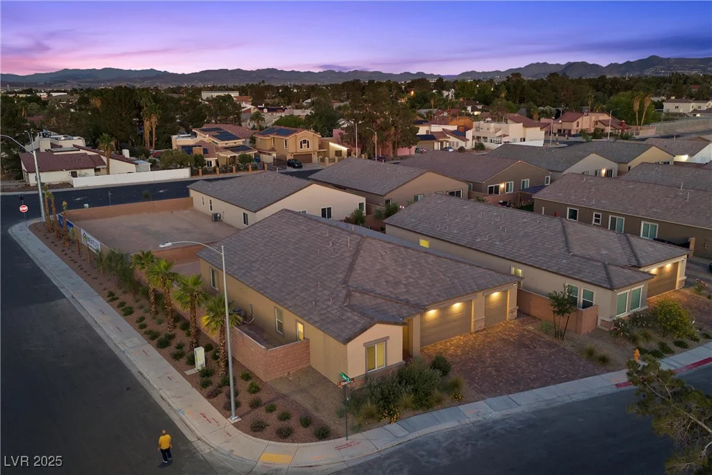 3706 Etendre, Las Vegas, NV 89121