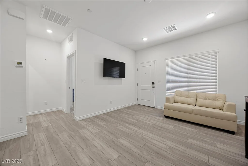 3706 Etendre, Las Vegas, NV 89121