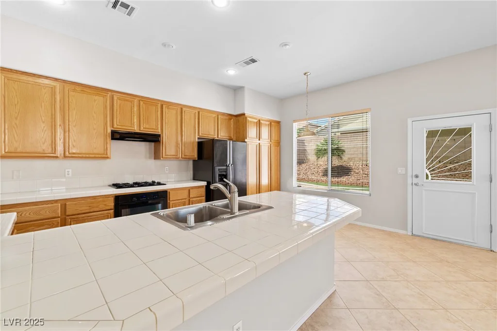 9282 Viking, Las Vegas, NV 89147