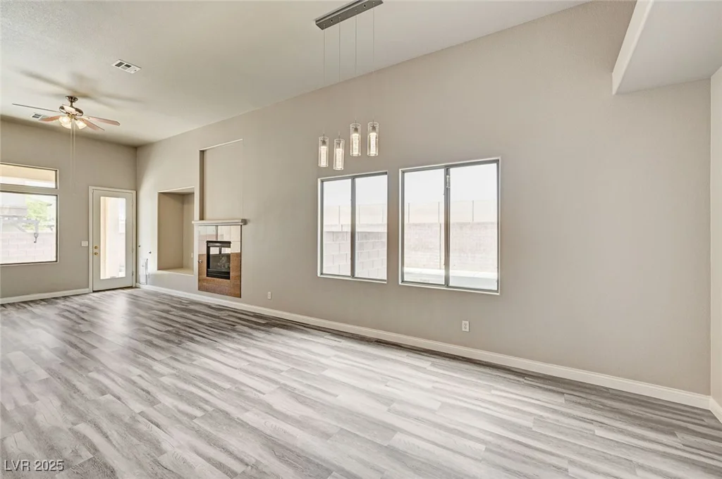 9137 Big Plantation, Las Vegas, NV 89143