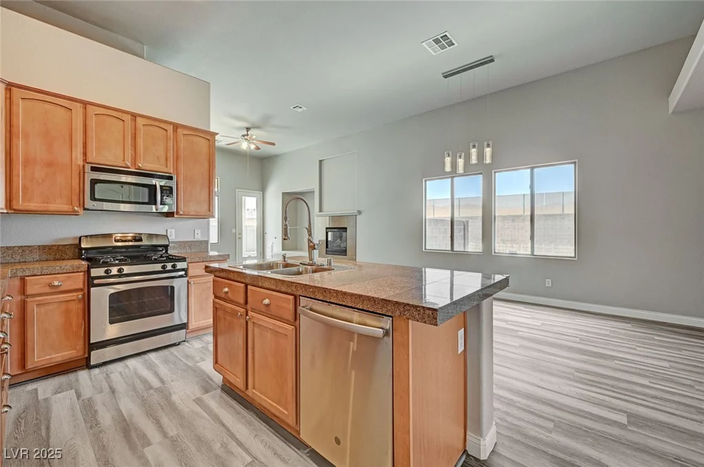 9137 Big Plantation, Las Vegas, NV 89143