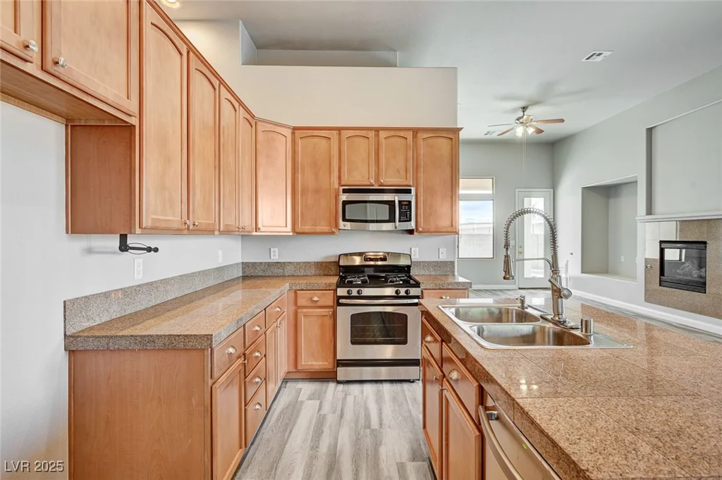 9137 Big Plantation, Las Vegas, NV 89143