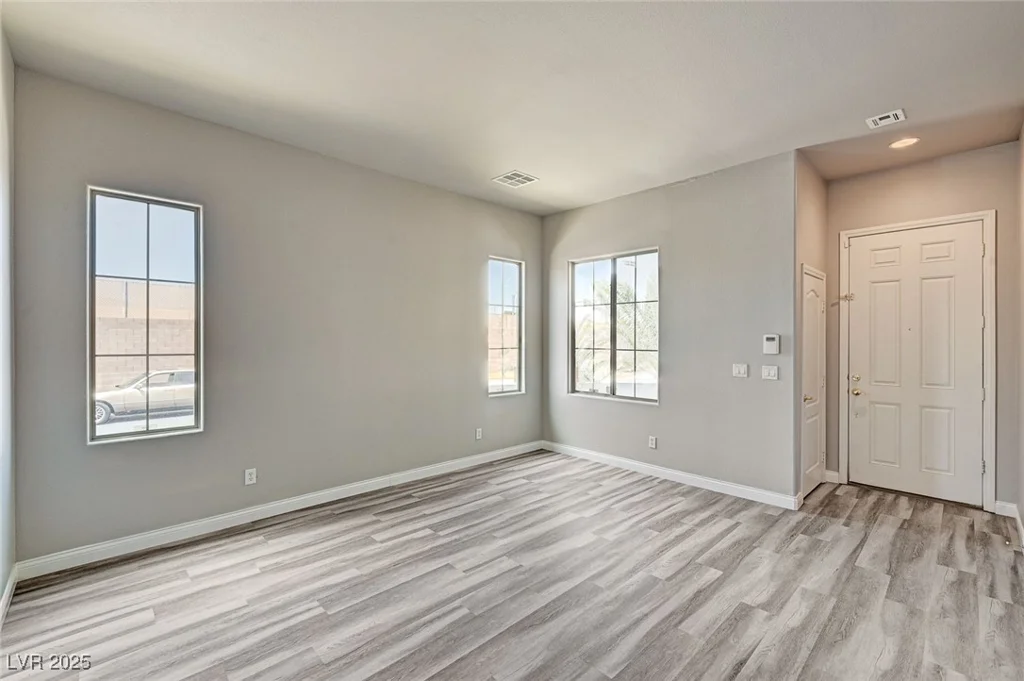 9137 Big Plantation, Las Vegas, NV 89143