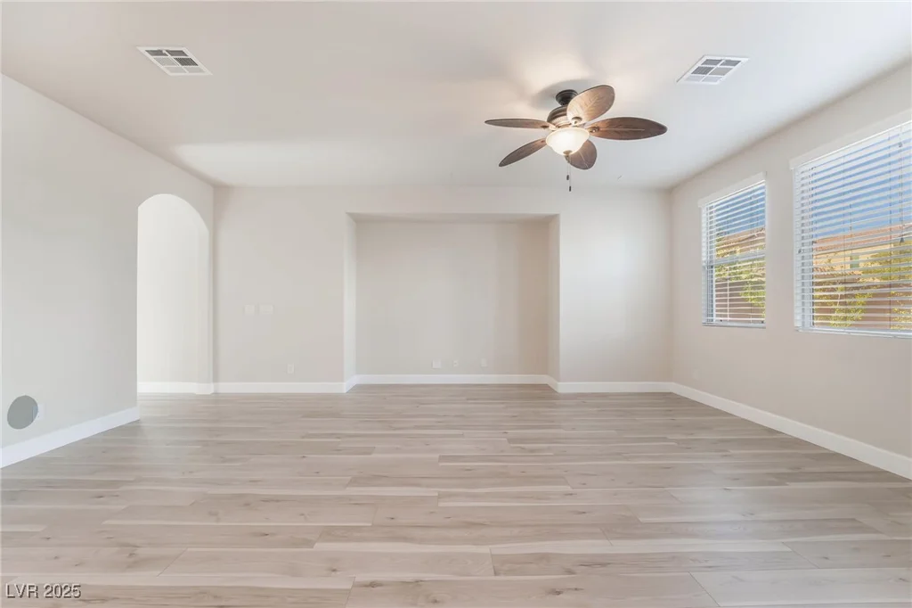 7083 Seat Wall, Las Vegas, NV 89148