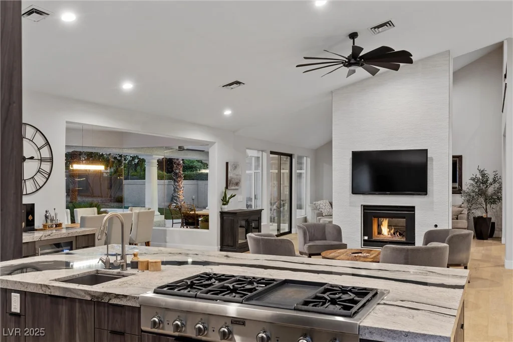 2268 Buckingham, Henderson, NV 89074