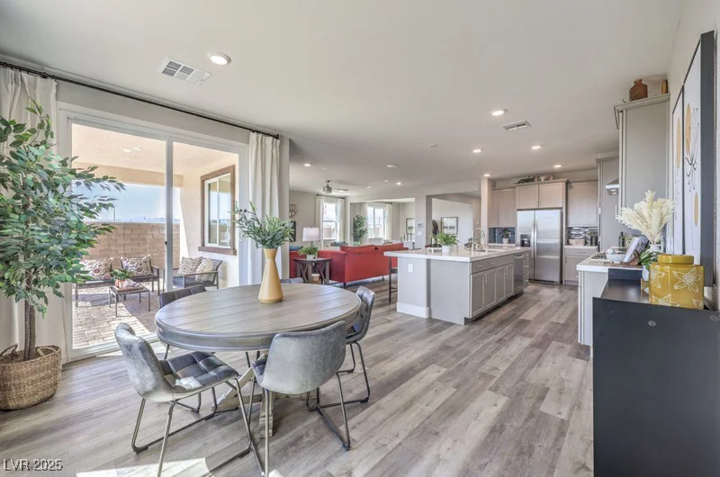 1220 Eva Creek, North Las Vegas, NV 89084
