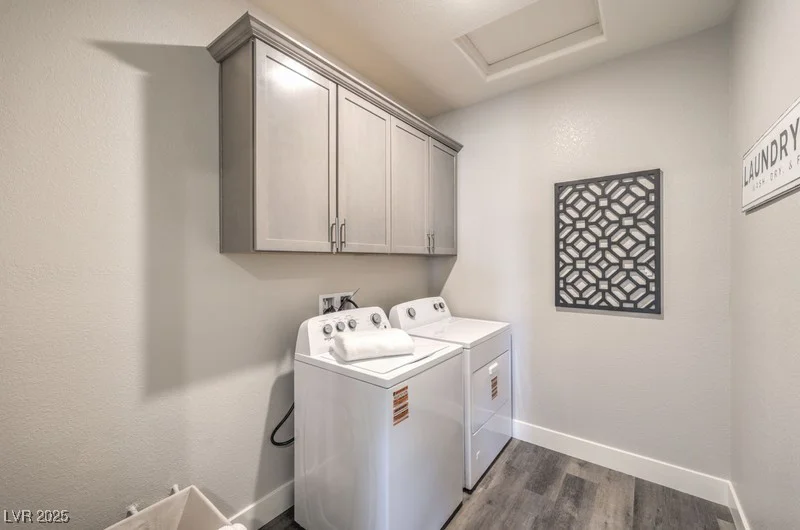 1220 Eva Creek, North Las Vegas, NV 89084