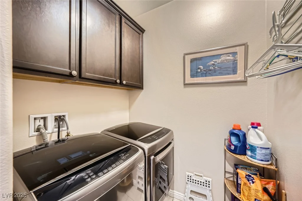 1641 Blue Cliffs, Henderson, NV 89014