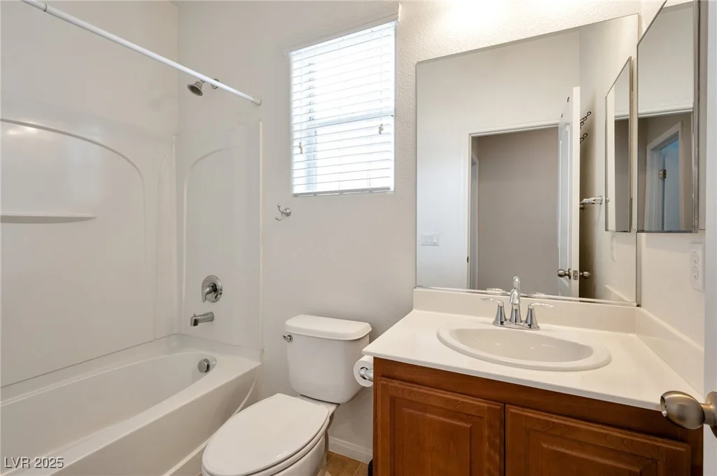8152 Satin Carnation, Las Vegas, NV 89166