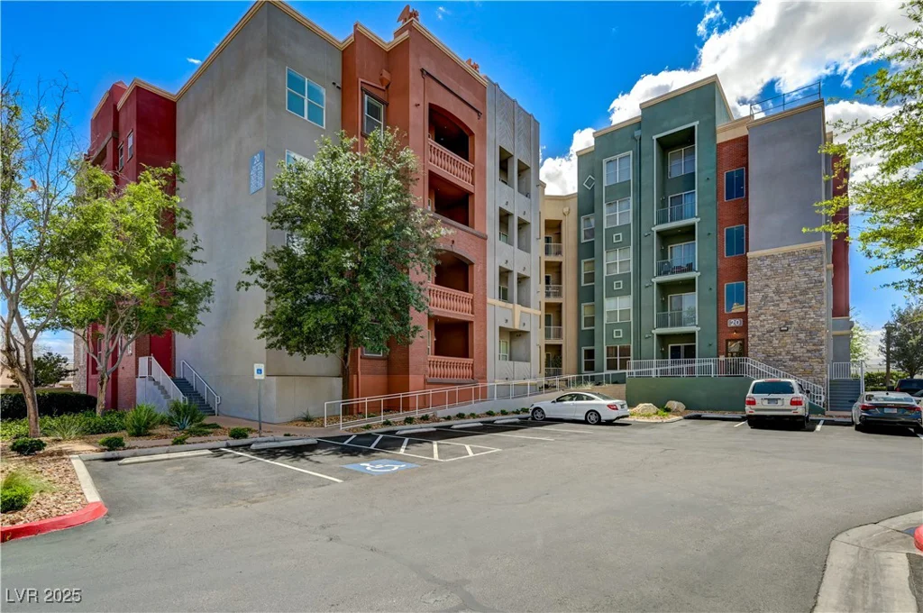 20 Serene, Las Vegas, NV 89123