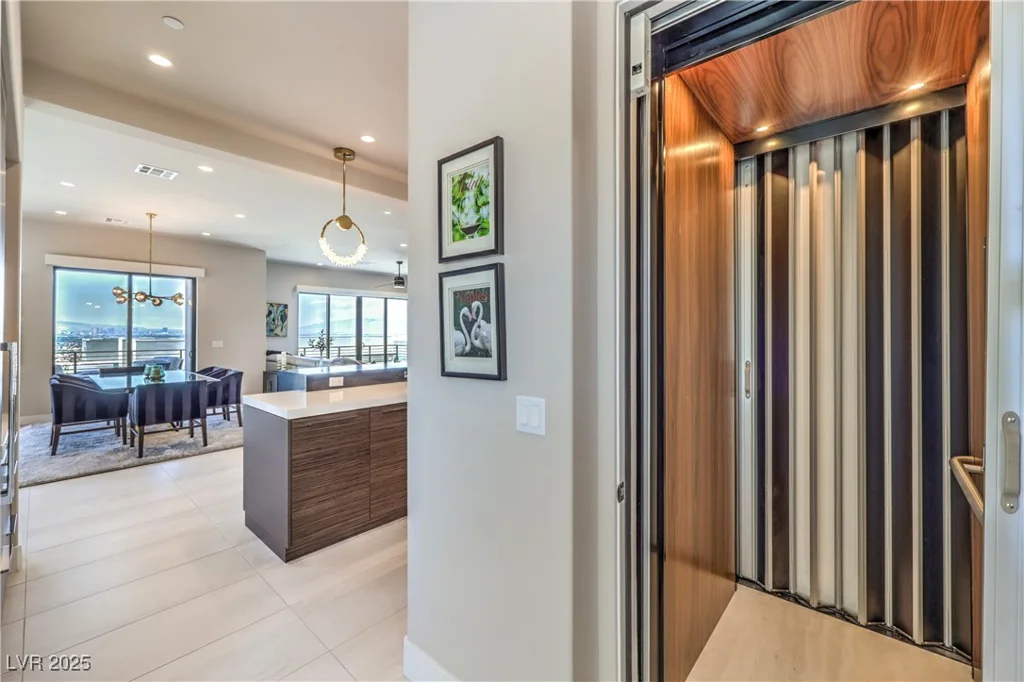 414 Tranquil Peak, Henderson, NV 89012