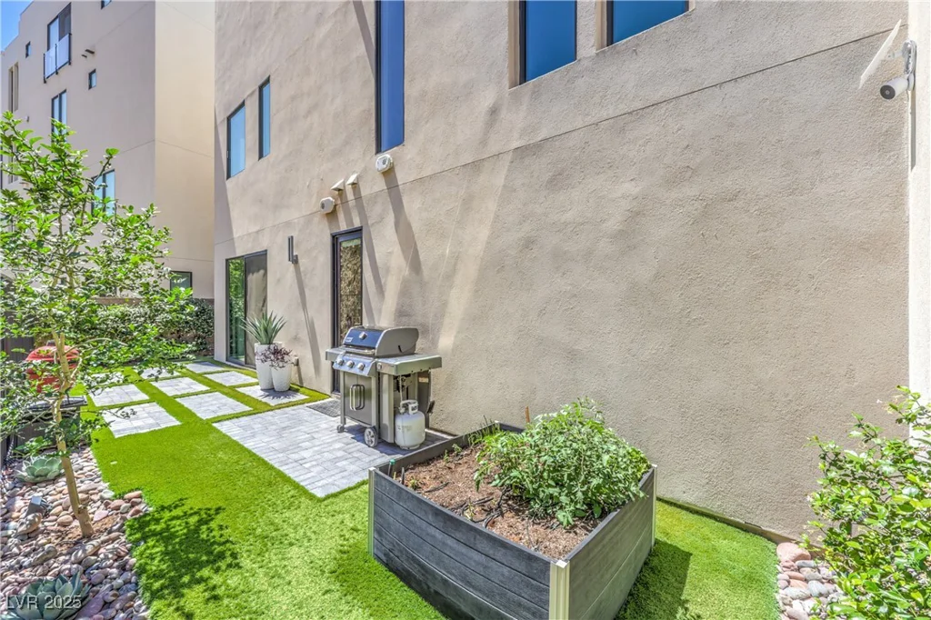 414 Tranquil Peak, Henderson, NV 89012