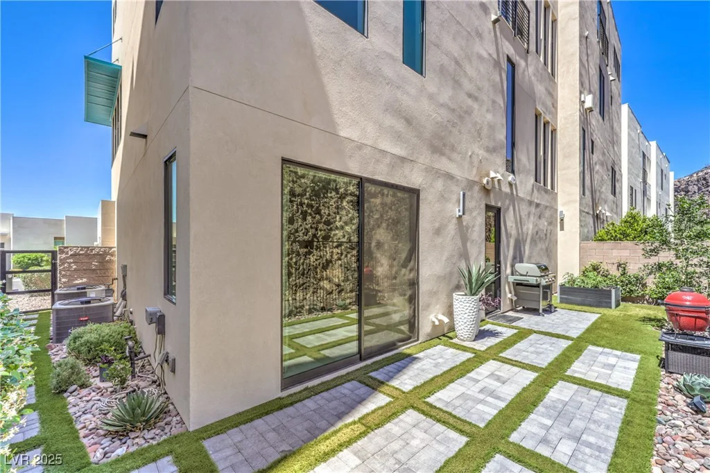414 Tranquil Peak, Henderson, NV 89012