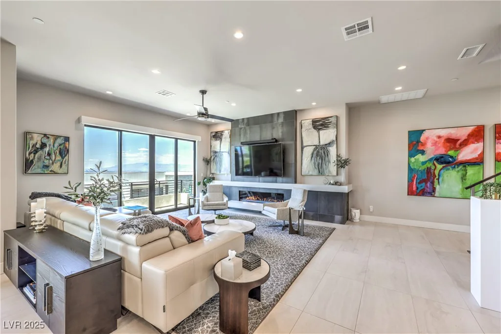 414 Tranquil Peak, Henderson, NV 89012