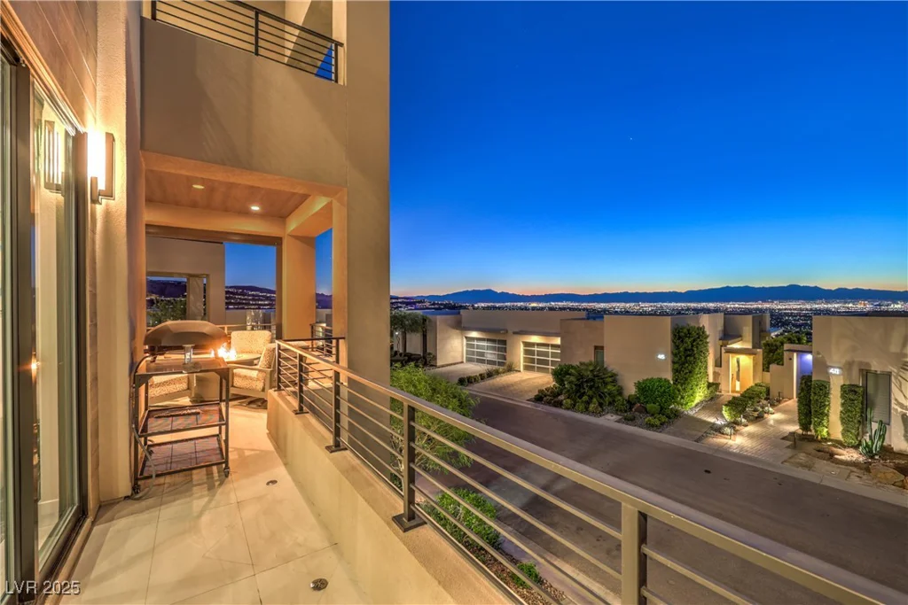 414 Tranquil Peak, Henderson, NV 89012