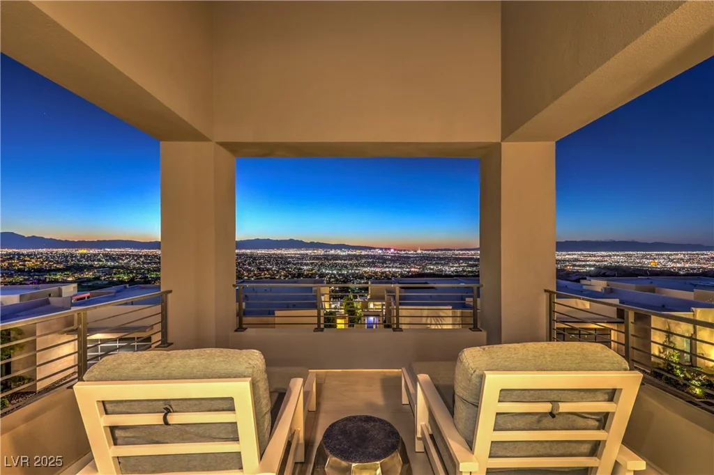 414 Tranquil Peak, Henderson, NV 89012