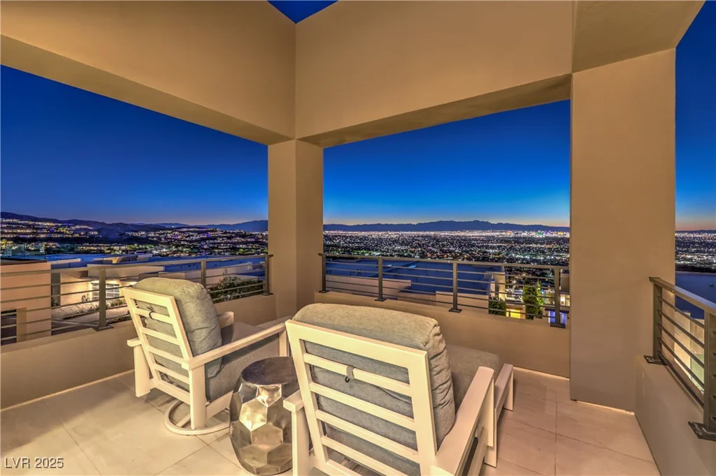 414 Tranquil Peak, Henderson, NV 89012