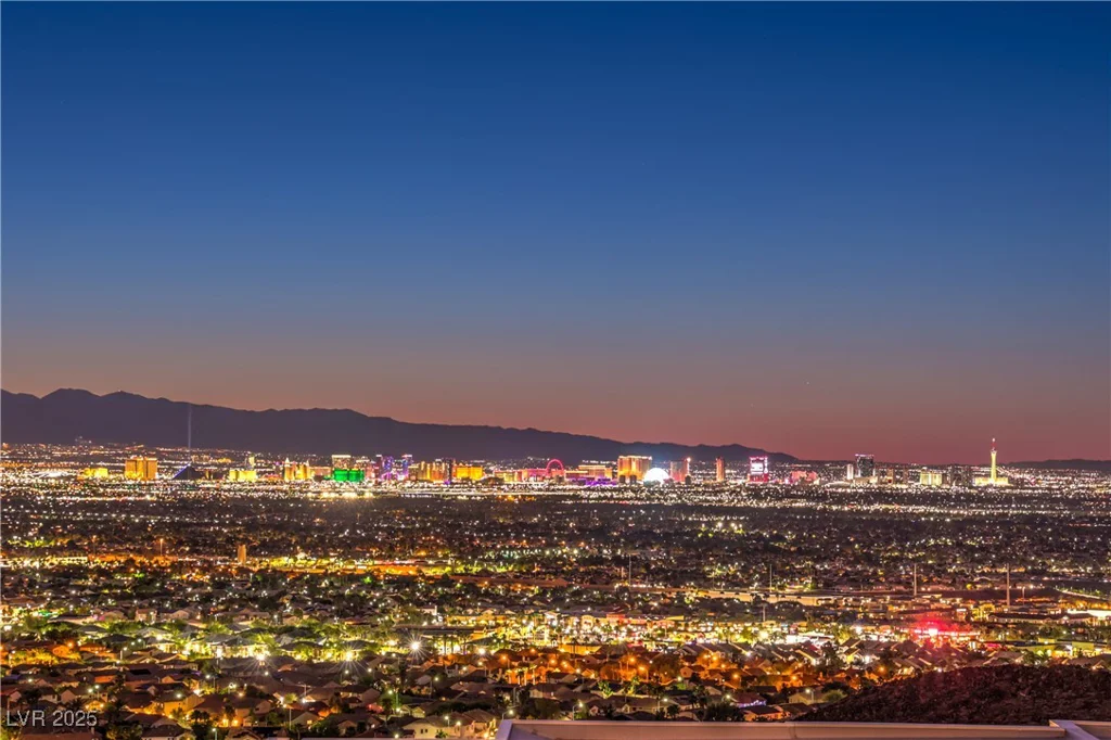 414 Tranquil Peak, Henderson, NV 89012