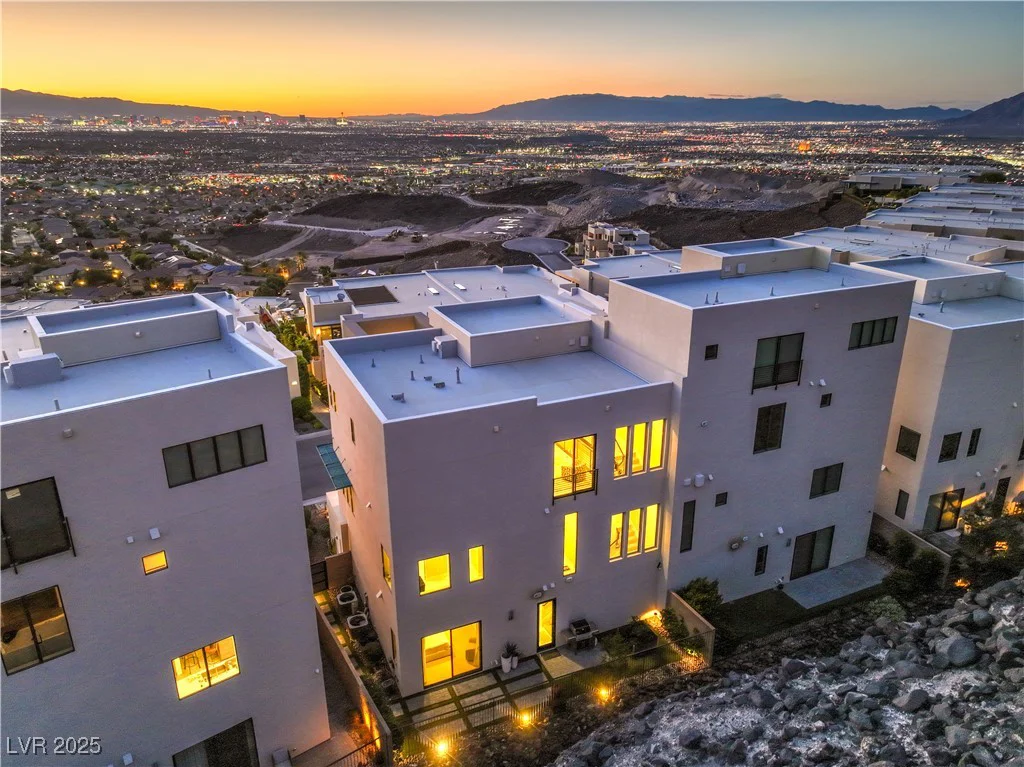414 Tranquil Peak, Henderson, NV 89012