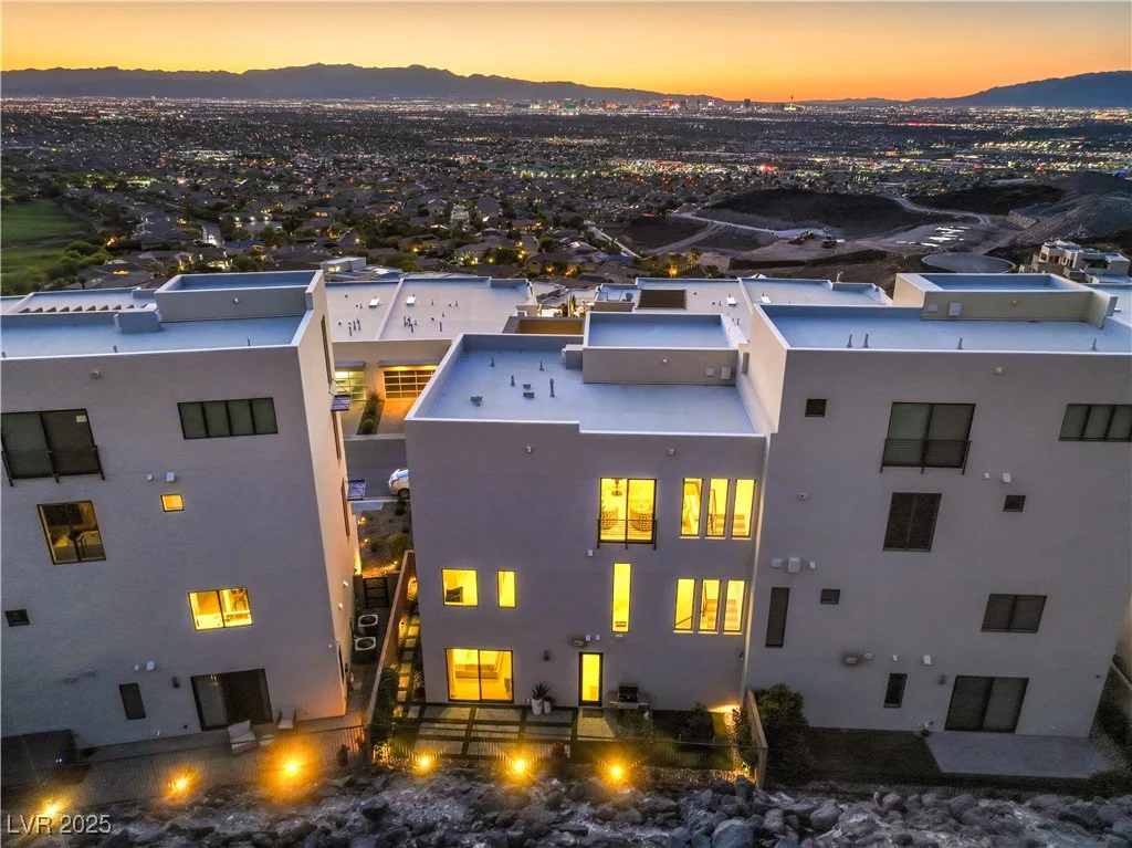 414 Tranquil Peak, Henderson, NV 89012