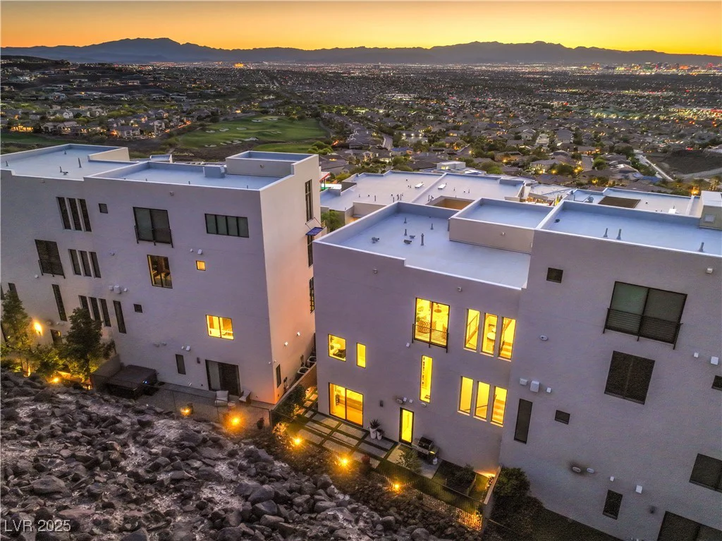 414 Tranquil Peak, Henderson, NV 89012