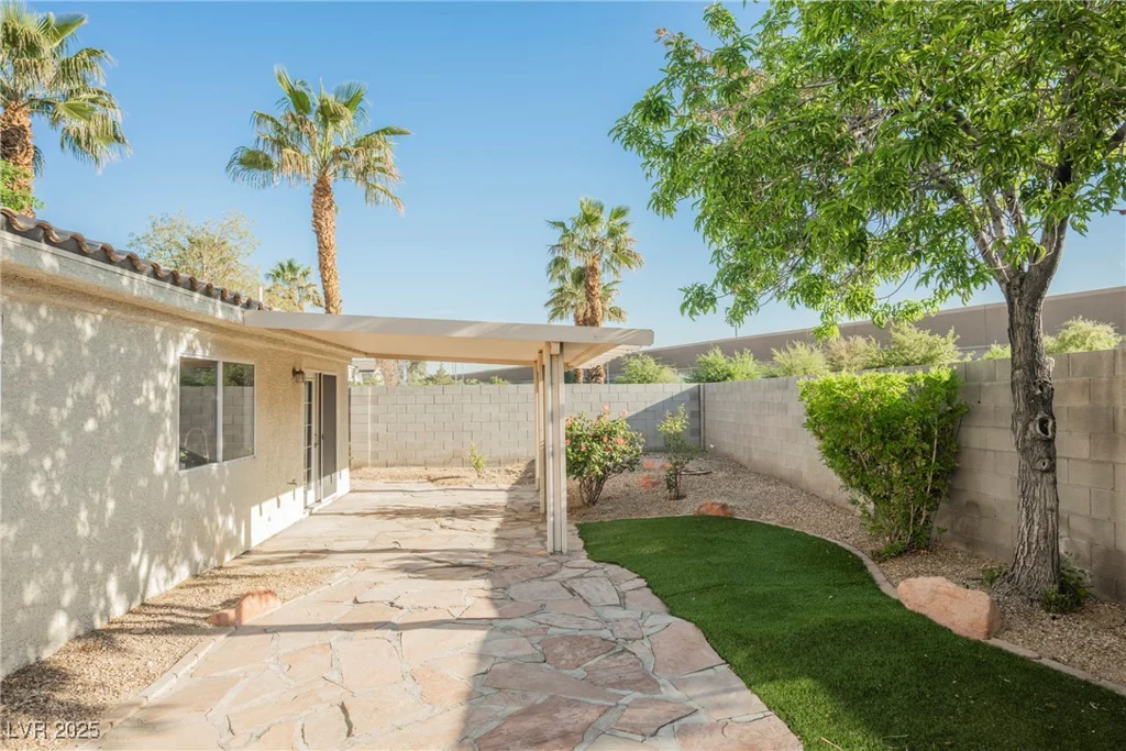 7754 Pink Ginger, Las Vegas, NV 89123