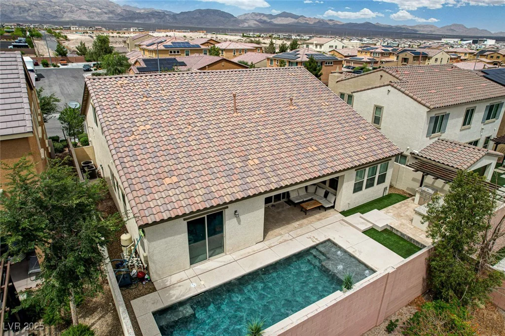 1005 Old Creek, North Las Vegas, NV 89084