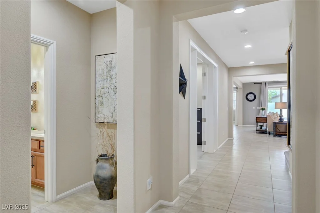 1005 Old Creek, North Las Vegas, NV 89084