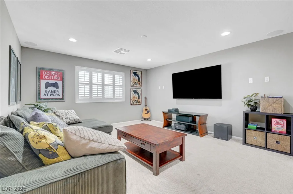 1005 Old Creek, North Las Vegas, NV 89084