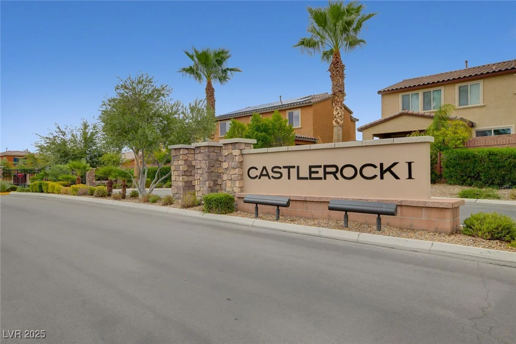 1005 Old Creek, North Las Vegas, NV 89084
