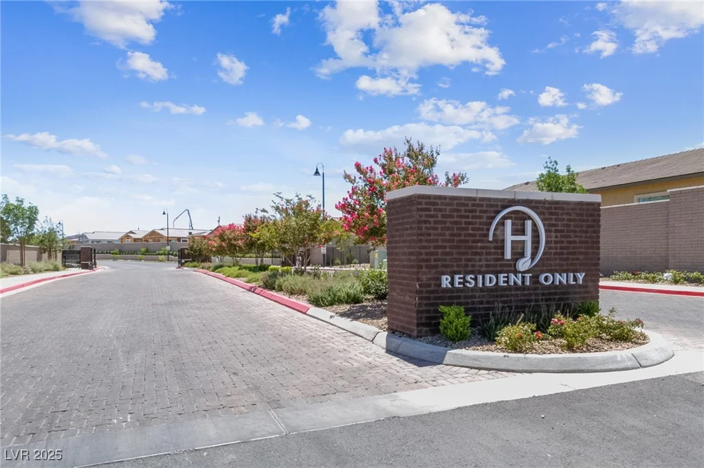 485 Pebble Run, Henderson, NV 89011
