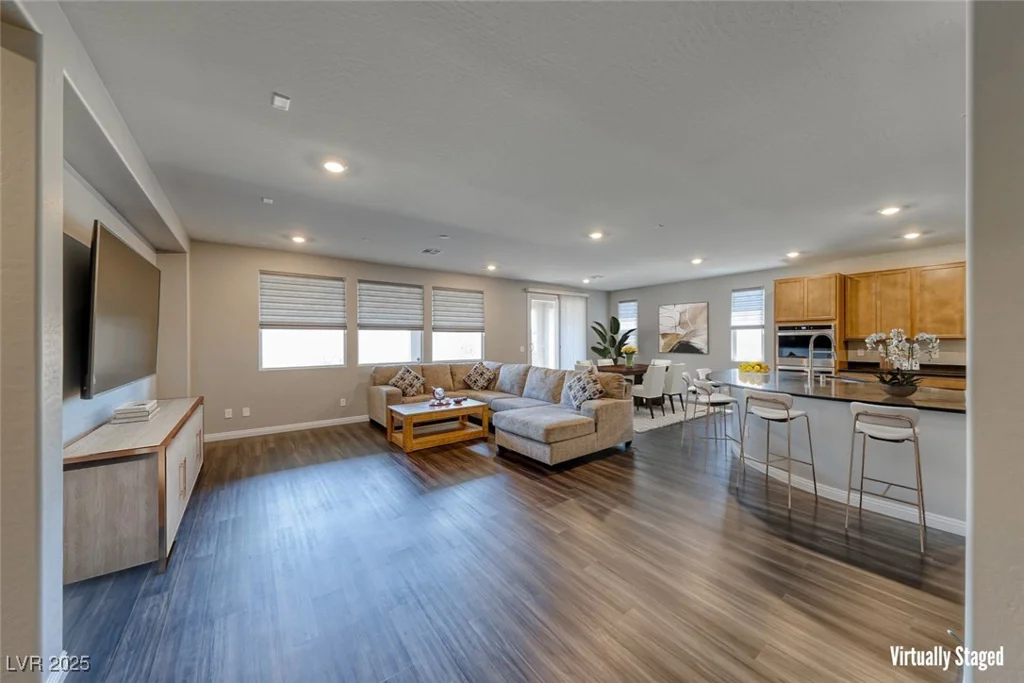 2910 Monate, Henderson, NV 89044