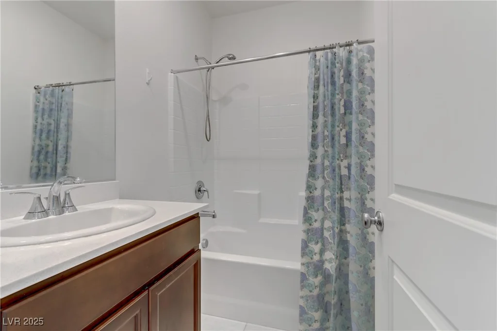 7256 Saxby, Las Vegas, NV 89113