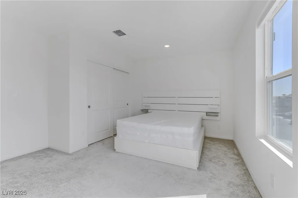 7256 Saxby, Las Vegas, NV 89113