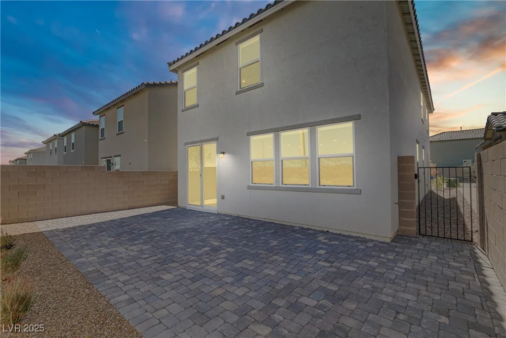 7256 Saxby, Las Vegas, NV 89113