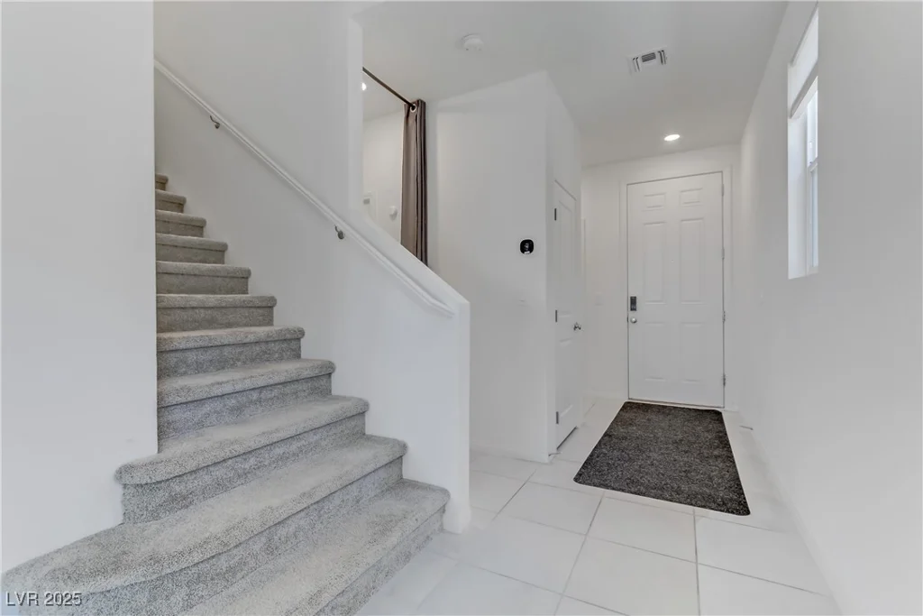 7256 Saxby, Las Vegas, NV 89113
