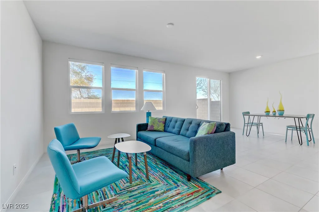 7256 Saxby, Las Vegas, NV 89113