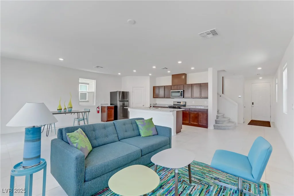 7256 Saxby, Las Vegas, NV 89113