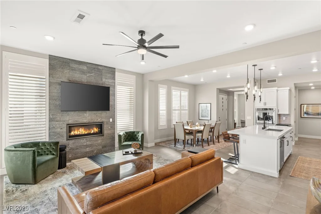 11280 Granite Ridge, Las Vegas, NV 89135