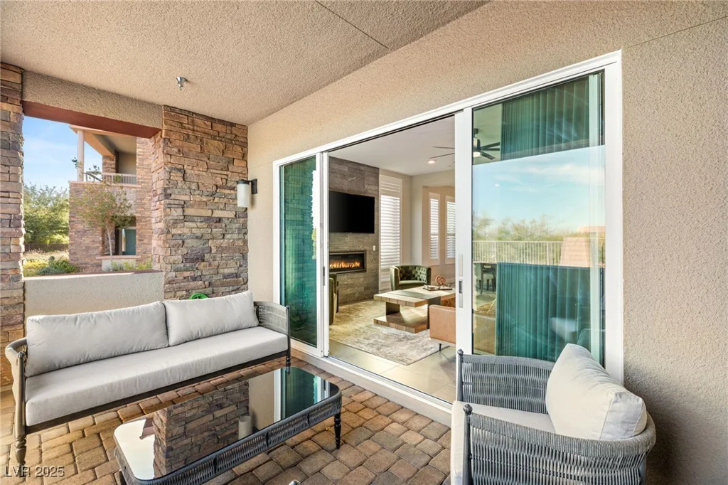 11280 Granite Ridge, Las Vegas, NV 89135